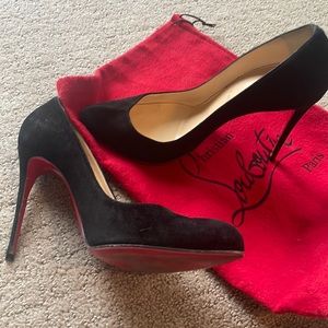 Black velour Christian Louboutin Heels